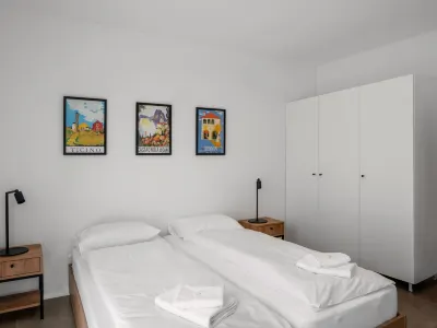 LocTowers A2.8.1 Hotel a 