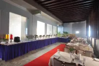 Casa in Luxury Suites - breakfast