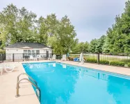Quality Inn Gallatin-Nashville Metro - Pools