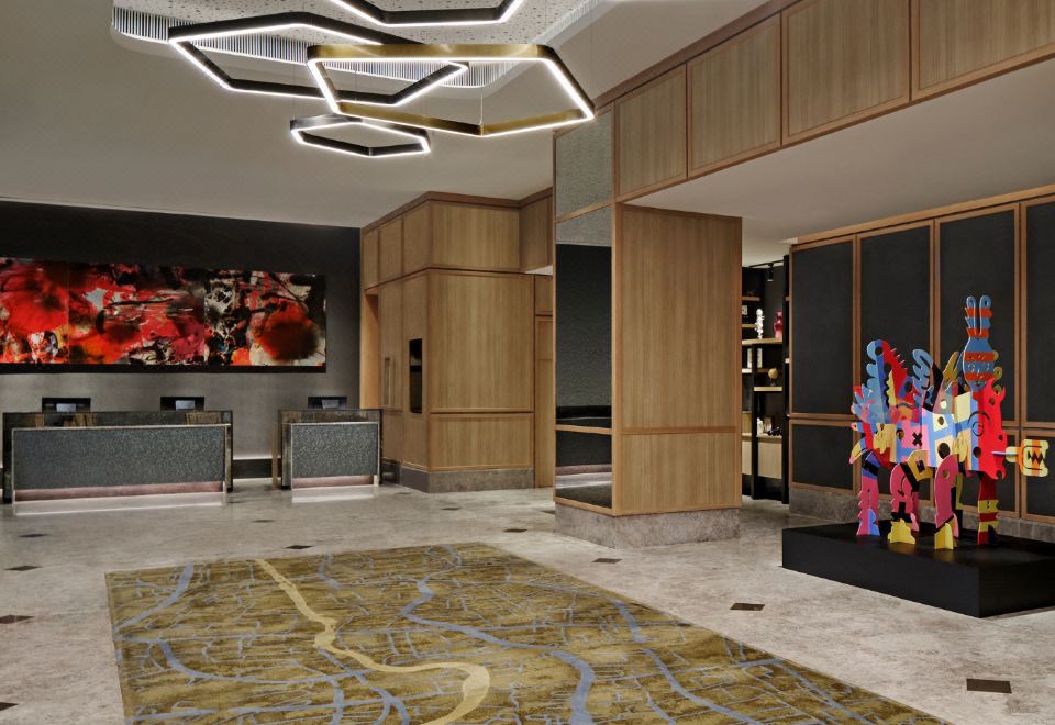 포 포인츠 바이 쉐라톤 수라바야, 파쿠원 인다의 깔끔한 객실 내부 이미지