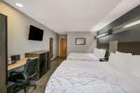 SureStay Plus Hotel by Best Western Sevierville - parking