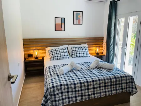 Phaedra House for Relaxing Holidays Near Platanias