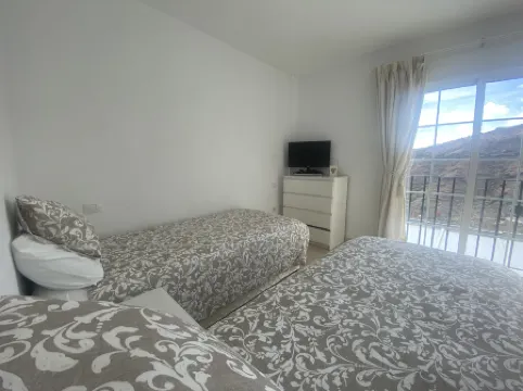 Modern Family Home Near the Pool with Private Jacuzzi!