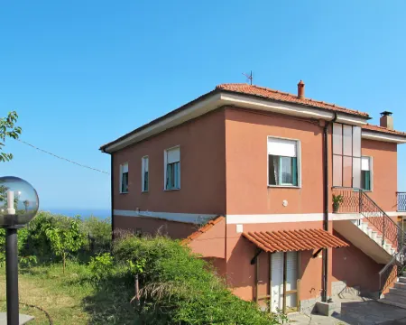 Carleadri Hotels in Civezza