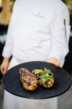 Le Hameau des Pesquiers Ecolodge & Spa, Curio Collection by Hilton Отели в г. Йер