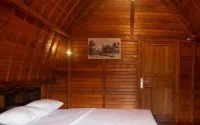 Villa Kampung Karuhun Sutan Raja Các khách sạn ở Cimaung