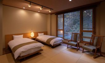 Shirahone Onsen Tsuruya Ryokan