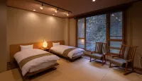 Shirahone Onsen Tsuruya Ryokan Hoteles cerca de Kappa Bridge