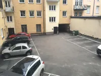 First Hotel City Eskilstuna - Bãi đậu xe