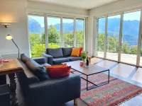 Carina Lakeview