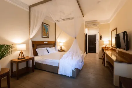 Severin Sea Lodge Отели рядом с достопримечательностью «Nguuni Wildlife Sanctuary»