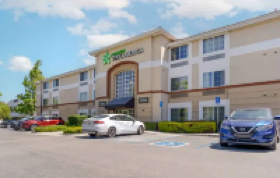 美國長住飯店 - 普萊森頓 - 查博特大道