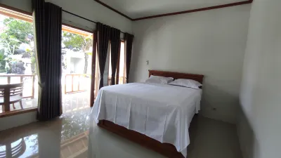 Kristal Garden Hotel a Sekotong Barat