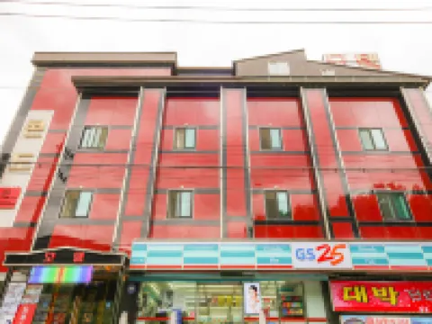 丹陽宮飯店 古藪洞窟附近的飯店