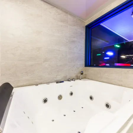 Sokcho Laon Hotel Отели рядом с достопримечательностью «Храм Синхынса»