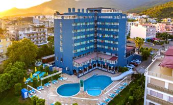 Green Gold Hotel