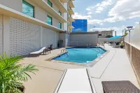 Holiday Inn Express EL PASO - DOWNTOWN by IHG - Pools