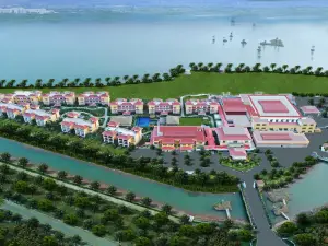 Mayfair Lake Resort