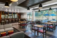 鳳凰城邁措沃門户機場福朋喜來登酒店 - 早餐