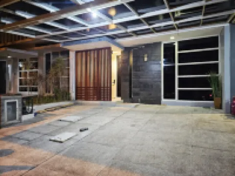 Aksara de jivva at Pakuwon indah Cluster