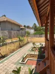 Mandalika Queen Hostel  호텔