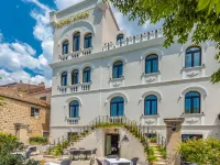 Heritage Hotel Porin Makarska Hotels in der Nähe von Strand Nugal