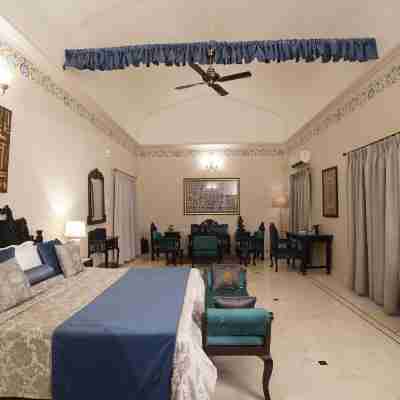 MPT Sheesh Mahal, Orchha Rooms