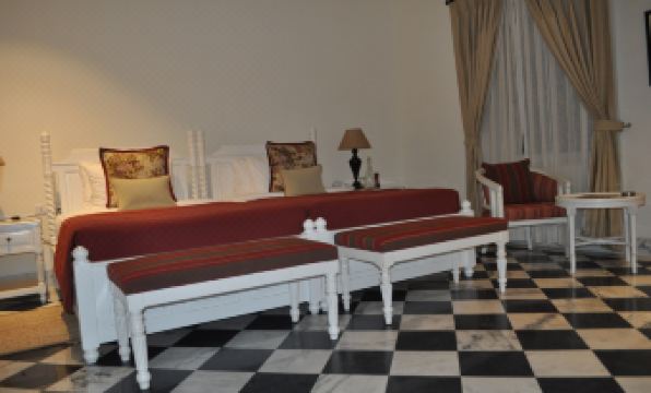 Sariska Manor Luxury Cottages Tehla - Housity
