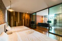 Space59 Hotel Hotels near สวนศิลป์บ้านอินทร์SCM