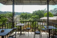 Travelista Homestay Near Gor Candradimuka Semarang Mitra RedDoorz Hotels in Gunung Pati
