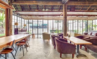 Ngeeb Bed & Breakfast