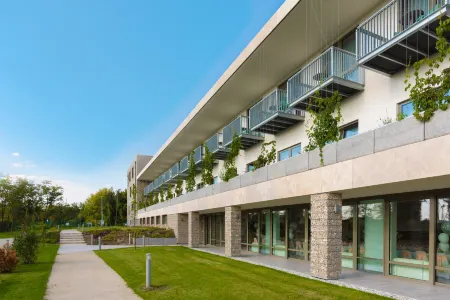 Akadémia Hotel Отели в г. Балатонфюредский район