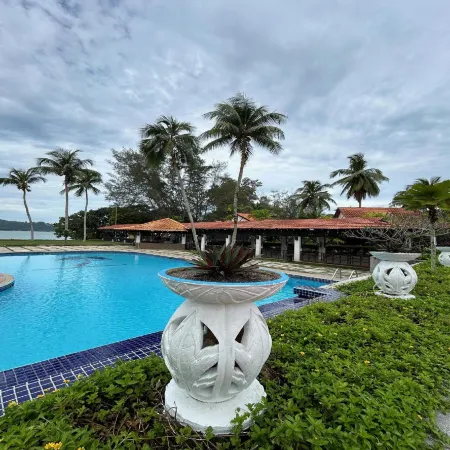 Puteri Bayu Beach Resort