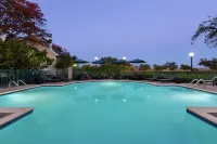 Addison Suites Hotel
