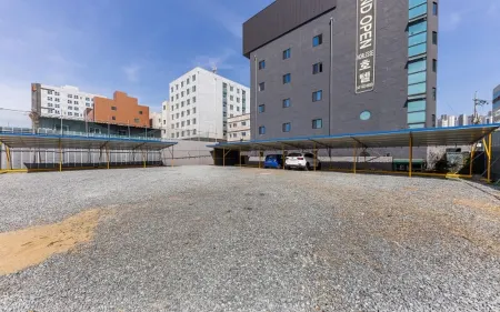 Cheonan Noblesse Hotel Отели в г. Чхонан