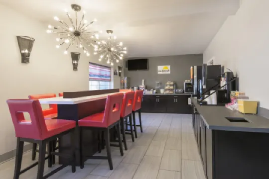 Hotel 1550 - SFO Airport