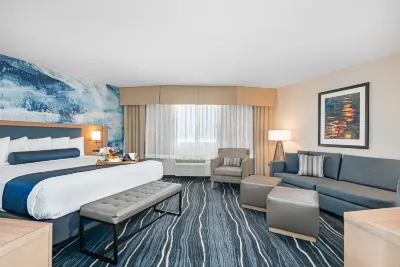 Best Western Plus Marina Gateway Hotel Hotels near Farmers Market