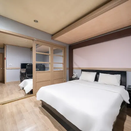 K.S Hotel