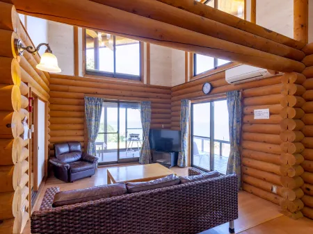 Heart Land Hills in Noto 31 Umi No Canadian House Отели рядом с достопримечательностью «Notojima Glass Art Museum»