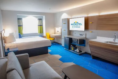 Microtel Inn & Suites by Wyndham Kingsland Naval Base I-95