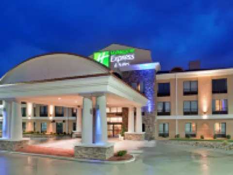 Holiday Inn Express & Suites SAINT ROBERT - LEONARD WOOD by IHG Hoteles en St. Robert