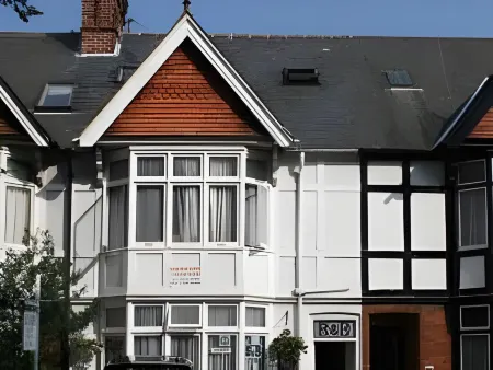 Adams Guest House