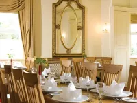 Ramada by Wyndham Cheltenham - 4-Star