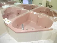 Regency Inn & Suites - Saint Augustine - baignoire