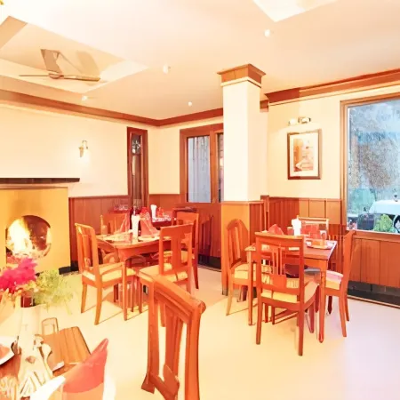 Sun N Snow Inn by Leisure Hotels