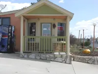Travelers Inn