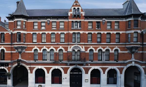 Hotel Isaacs Cork City