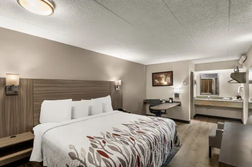 Red Roof Inn Enfield