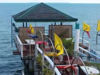 Peria Seafront Pensione Hotels in Roxas