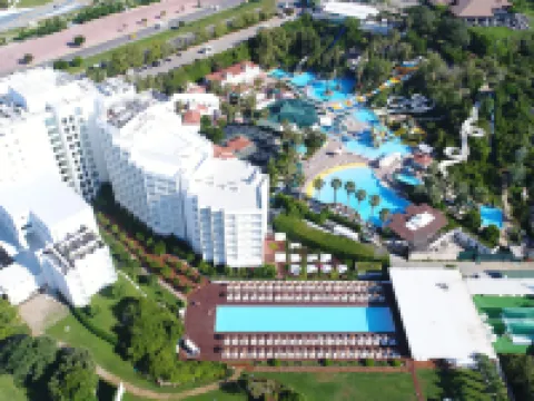 โรงแรม SU & Aqualand โรงแรมใกล้พิพิธภัณฑ์สัตว์น้ําอนันตรา